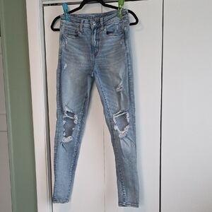 American Eagle Hi Rise Jegging Light Blue Distressed Jeans Size 6 Regular